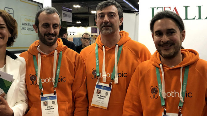 ToothPic on PoliFlash